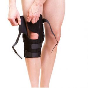 AT04105 Orteza stawu kolanowego z regulacją zakresu ruchomości AT04105 Orteza stawu kolanowego z regulacją zakresu ruchomości